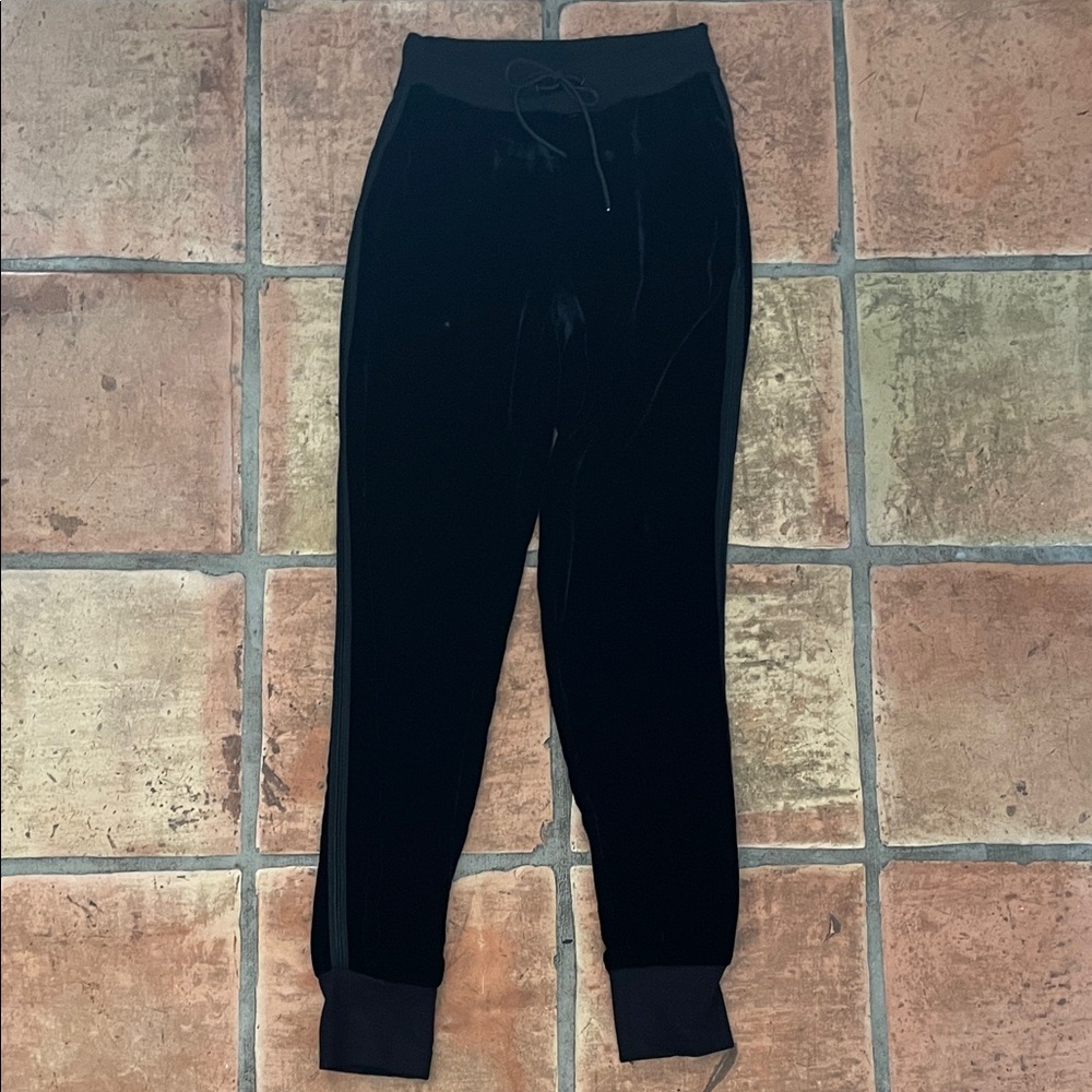 Rag & Bone Black Silk Blend Velvet Joggers Size Small EXCELLENT
